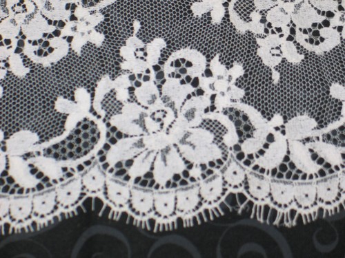 NOS-VTG EMIL KATz WHITE Re-embroidered Lace on net 4.5