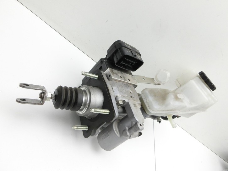 Toyota Prius IV ZVW5 16-19 Hybrid VVT-i 1,8 72KW Bremskraftverstärker Toyota Prius IV ZVW5 16-19 02.09.2016... Vorschau 2