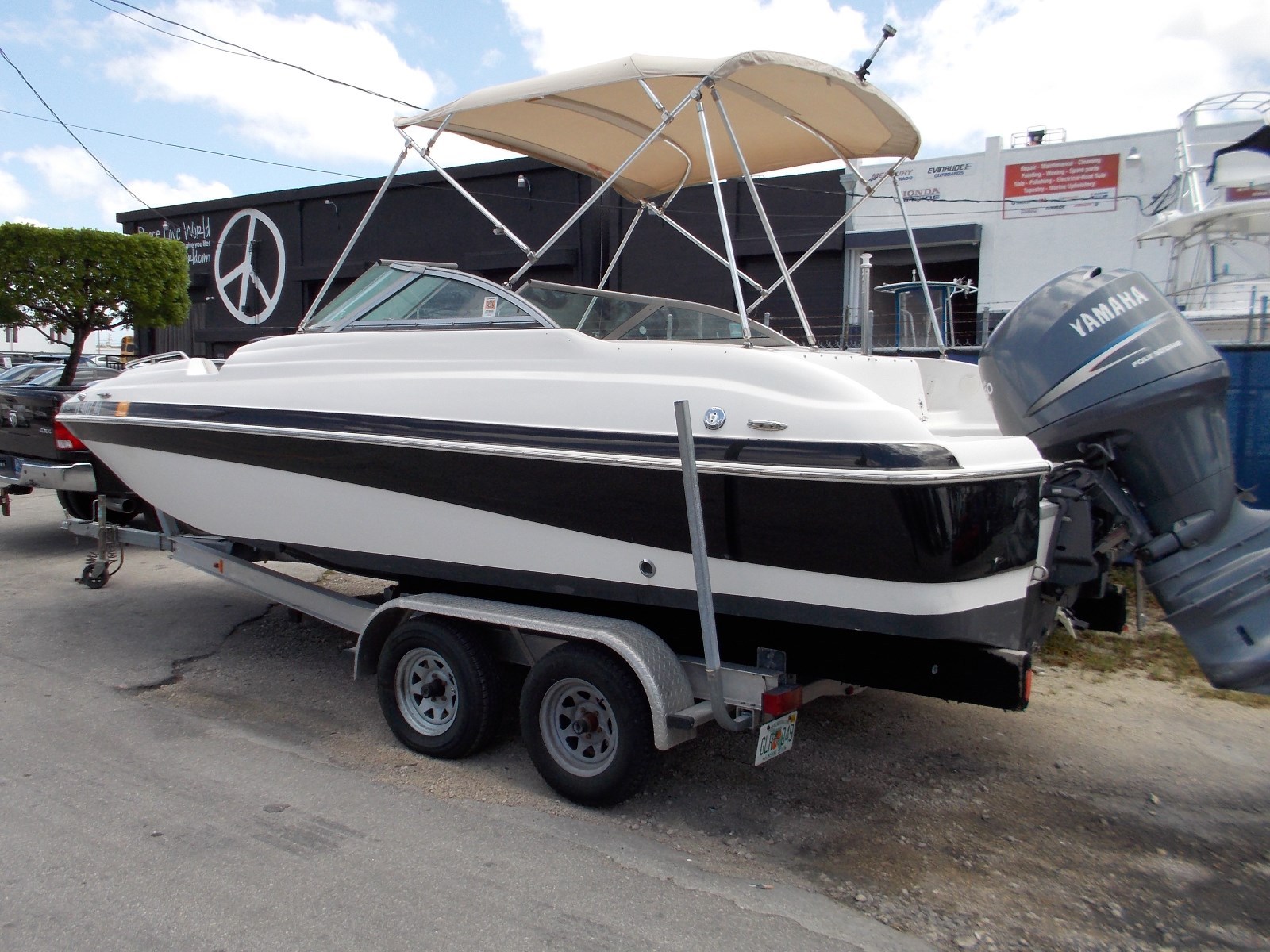 2006 Nautic Star 210DC with Yamaha 150 and Aluminum Trailer
