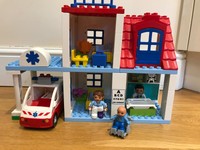 lego doctors clinic