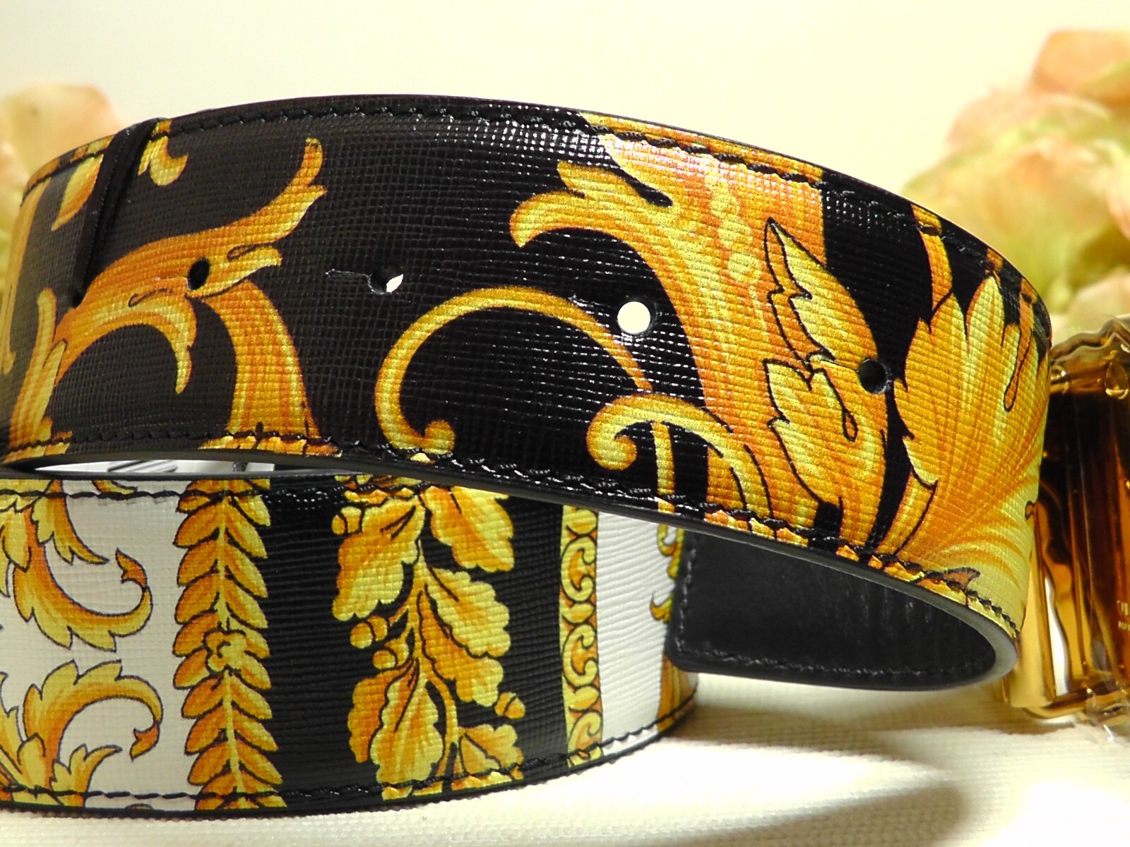 Pre-owned Versace Gold/black Heritage Medusa Buckle Reversible Leather Belt Sz 110 Or 43''