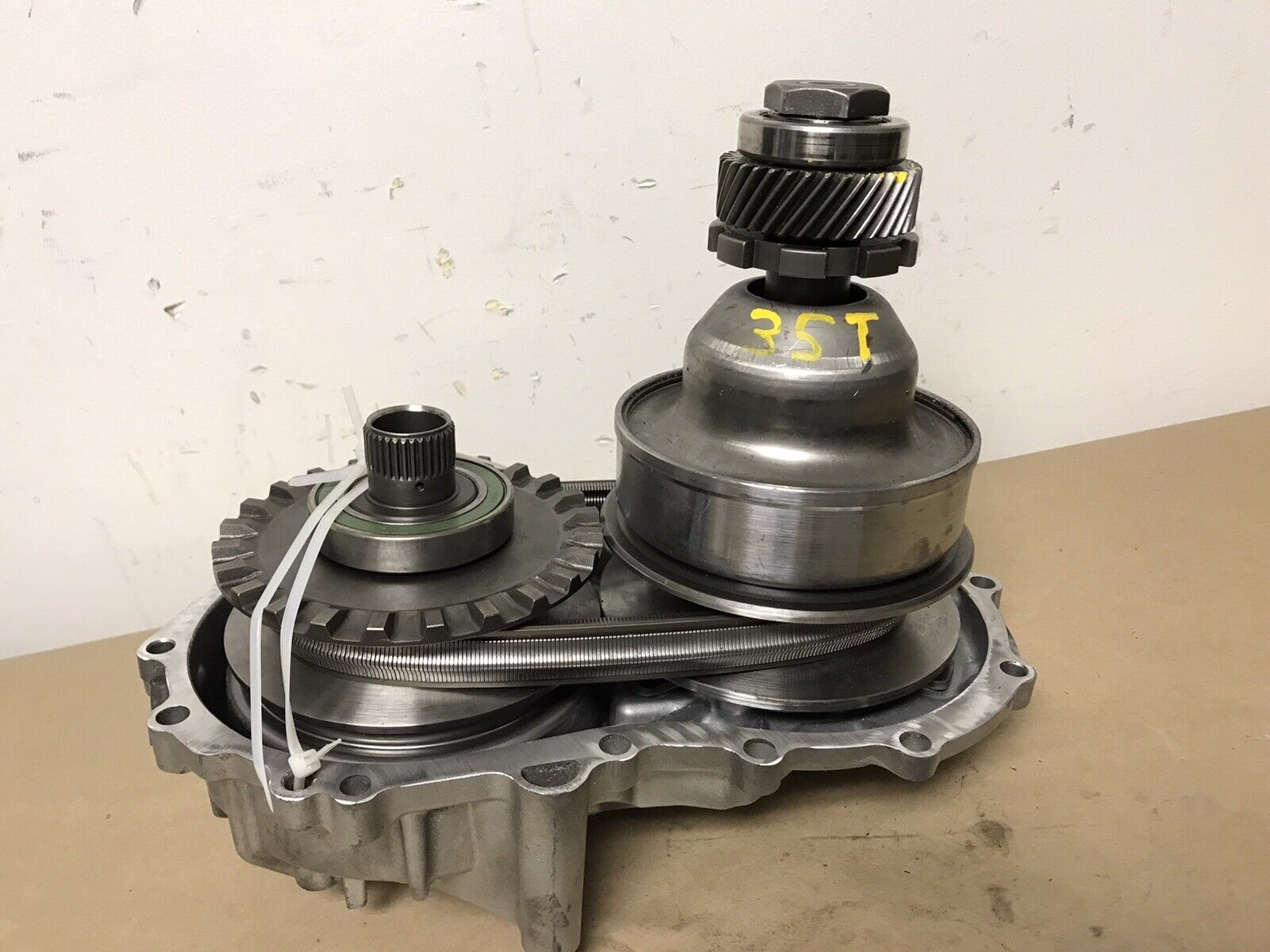 Nissan Cube Sentra CVT Trans RE0F08A JF009E Pulley Assembly Nissan Cube Sentra CVT Trans RE0F08A JF009E Pulley Assembly