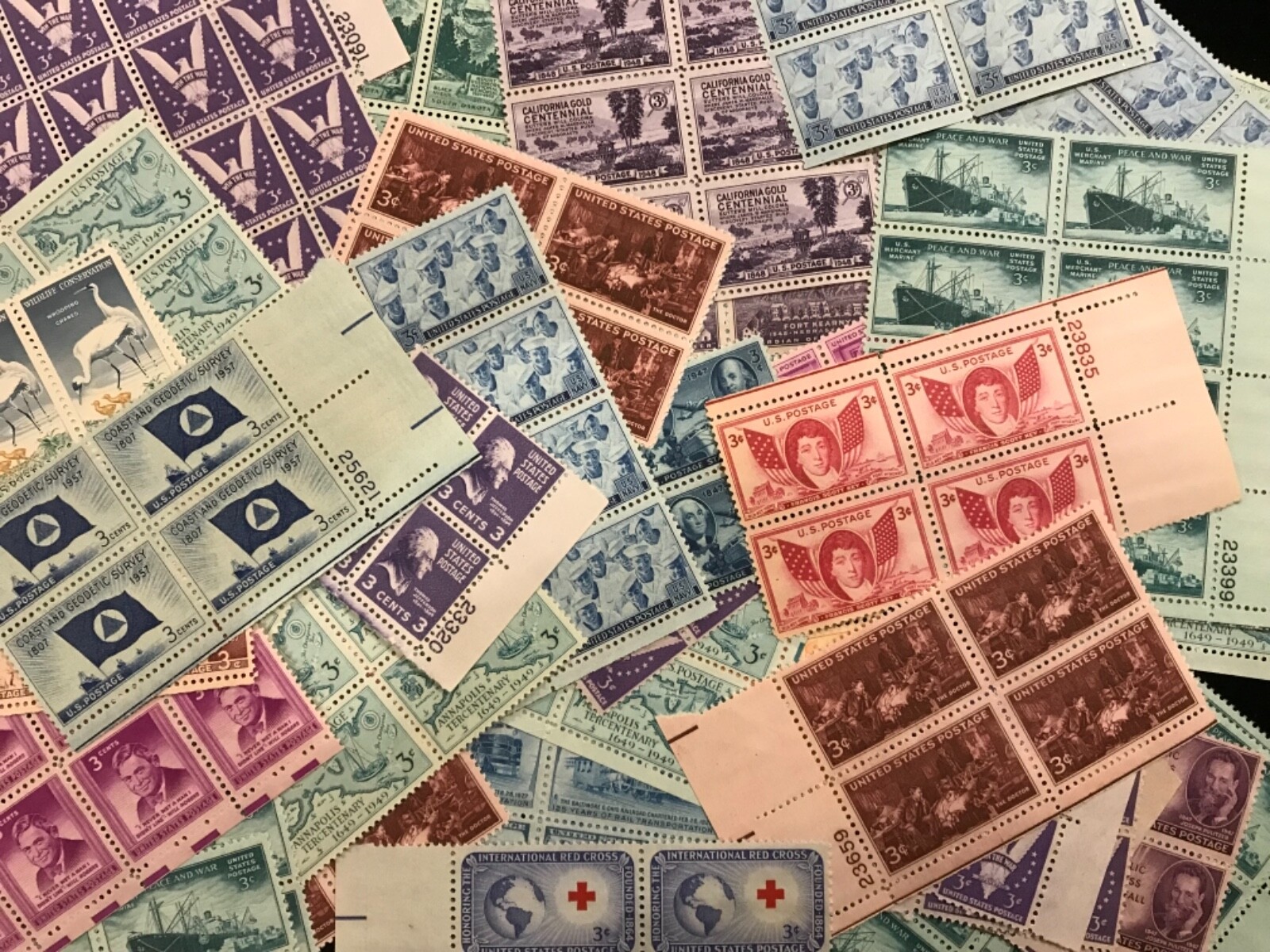US  MINT POSTAGE stamp lot collection 25 -  3 cent blocks of 4 = 100 stamps