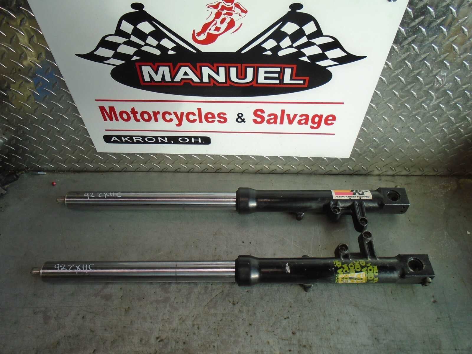 92 kawasaki zx11c ninja FRONT FORKS STR8888 44005-1305-10 | eBay 92 kawasaki zx11c ninja FRONT FORKS STR8888 44005-1305-10 | eBay
