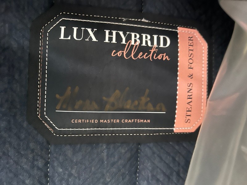 STEARNS & FOSTER LUX ESTATE HYBRID MEDIUM QUEEN MATTRESS NEW