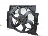 BMW E81 1er 120d 07-12 2,0d 130KW Lüfter Ventilator f. Kühler BMW E81 1er 120d 07-12 26.10.2007 8506668 17428506668... Vorschau 4