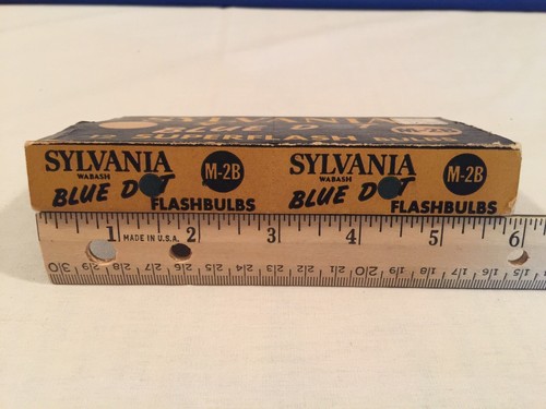 Vintage Rare New/Old Stock Sylvania Wabash Blue Dot M-2B 12 Superflash Bulbs
