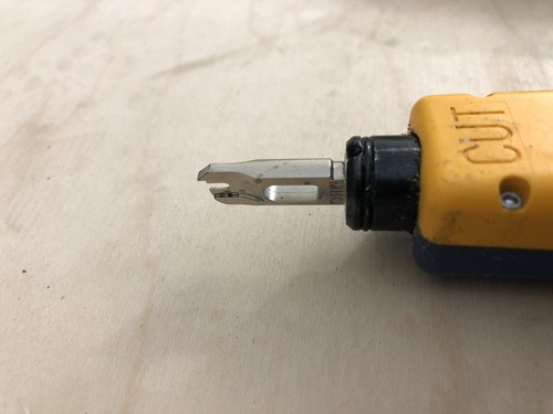 Fluke Networks D914S Impact Punch Down Tool with blade