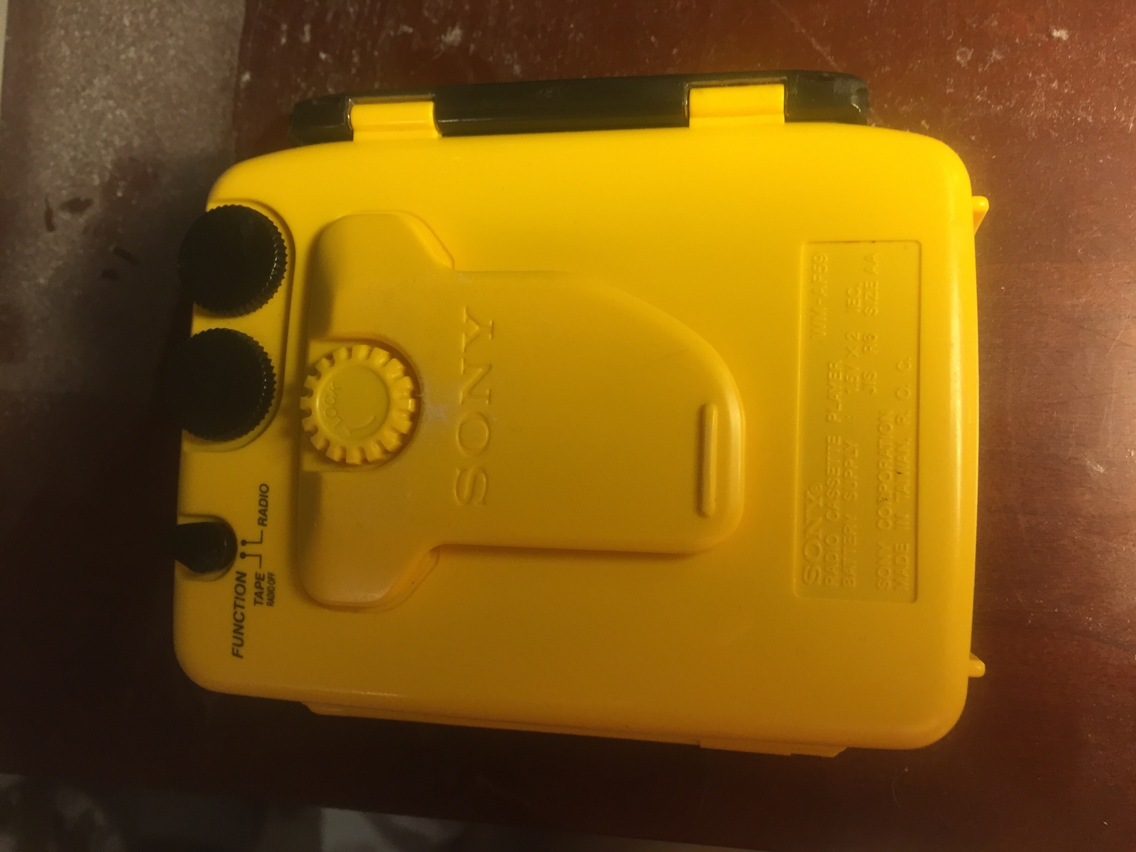 Sony Sports Walkman WM-AF59 Yellow Black AM/FM Radio