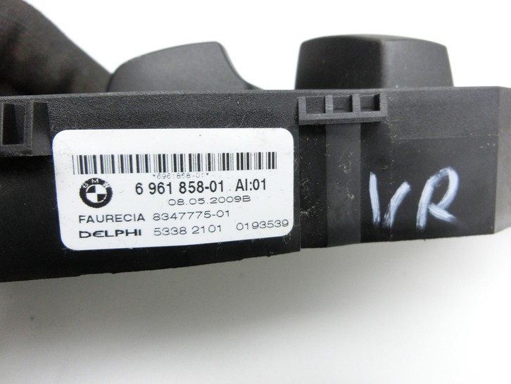 BMW X5 35d E70 06-10 Schalter Rechts für Sitzverstellung BMW X5 35d E70 06-10 16.06.2009 9265266 61319265266... Vorschau 4