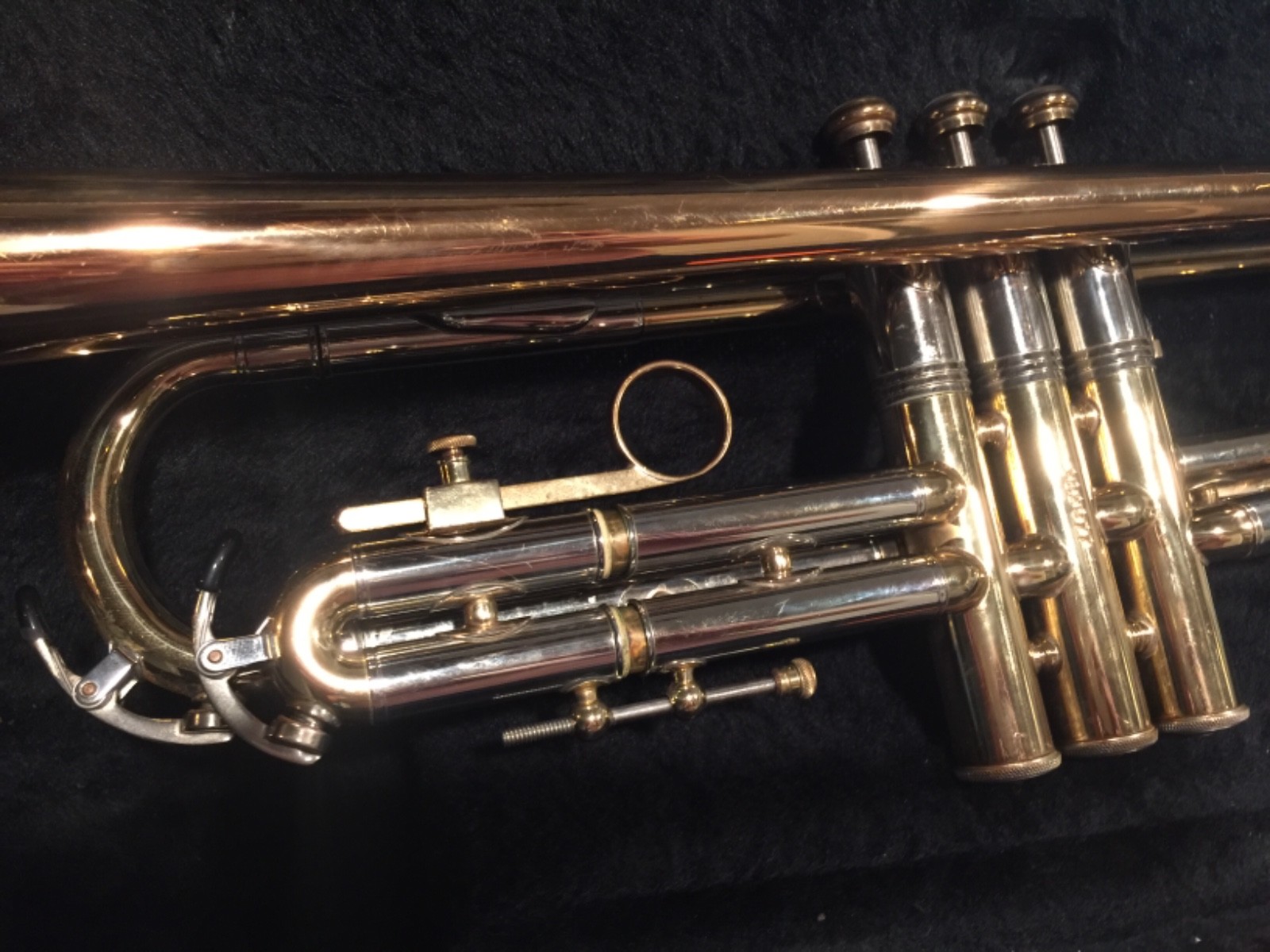 Reynolds Contempora vintage 70s trumpet with case amazing shape!