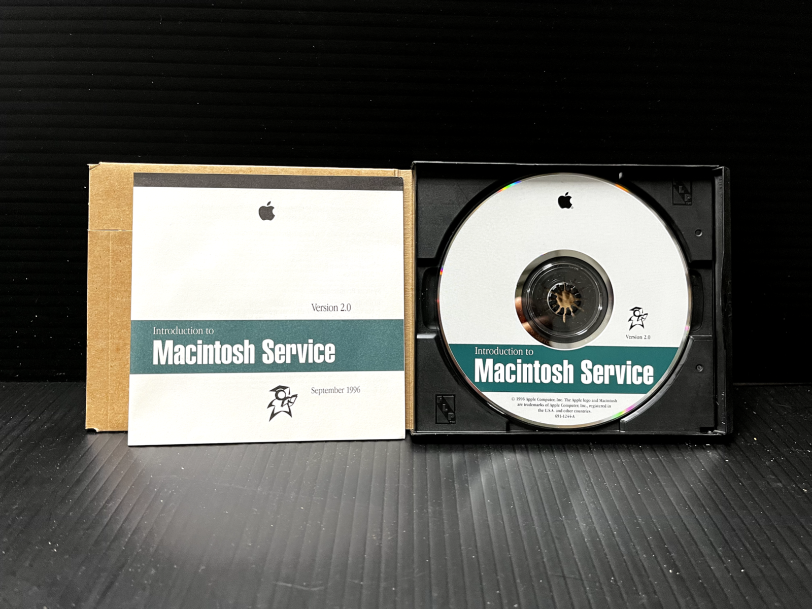 ｛希少｝Apple Macintosh など Vintage Apple Macintosh SE radius accelerator 16 2GB CF hard
