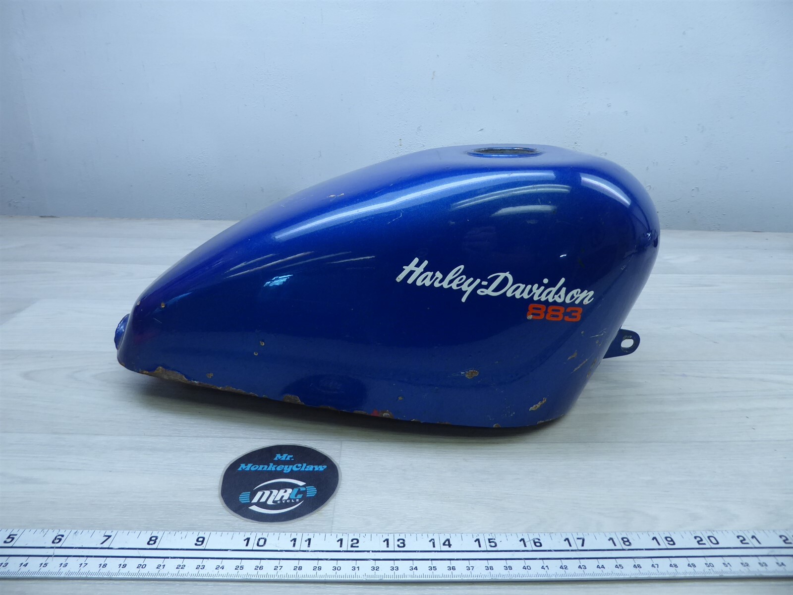 Harley-Davidson タンク XL883R Harley-Davidson 2009-21 Sportster Iron XL1200 XL883 3.3 Gal