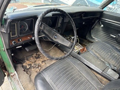 image 8 of interior