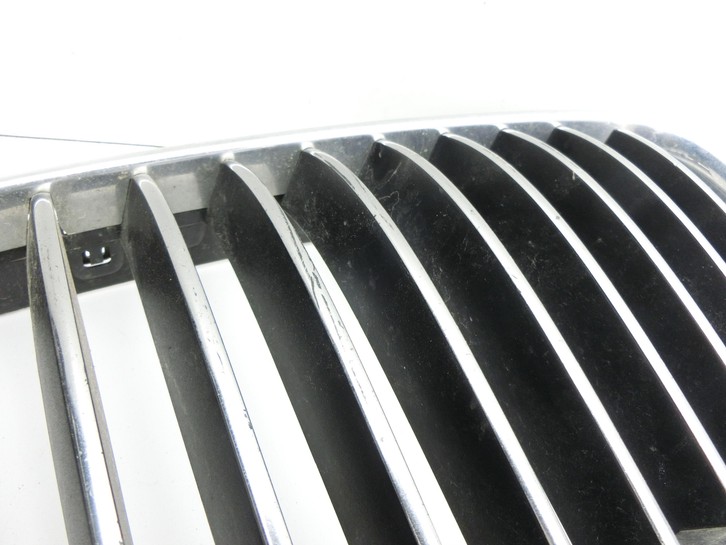 BMW F11 520d 10-13 Kühlergrill Frontgrill Niere Vorne Rechts BMW F11 520d 10-13 18.05.2012 7200728 51137200728... Vorschau 3