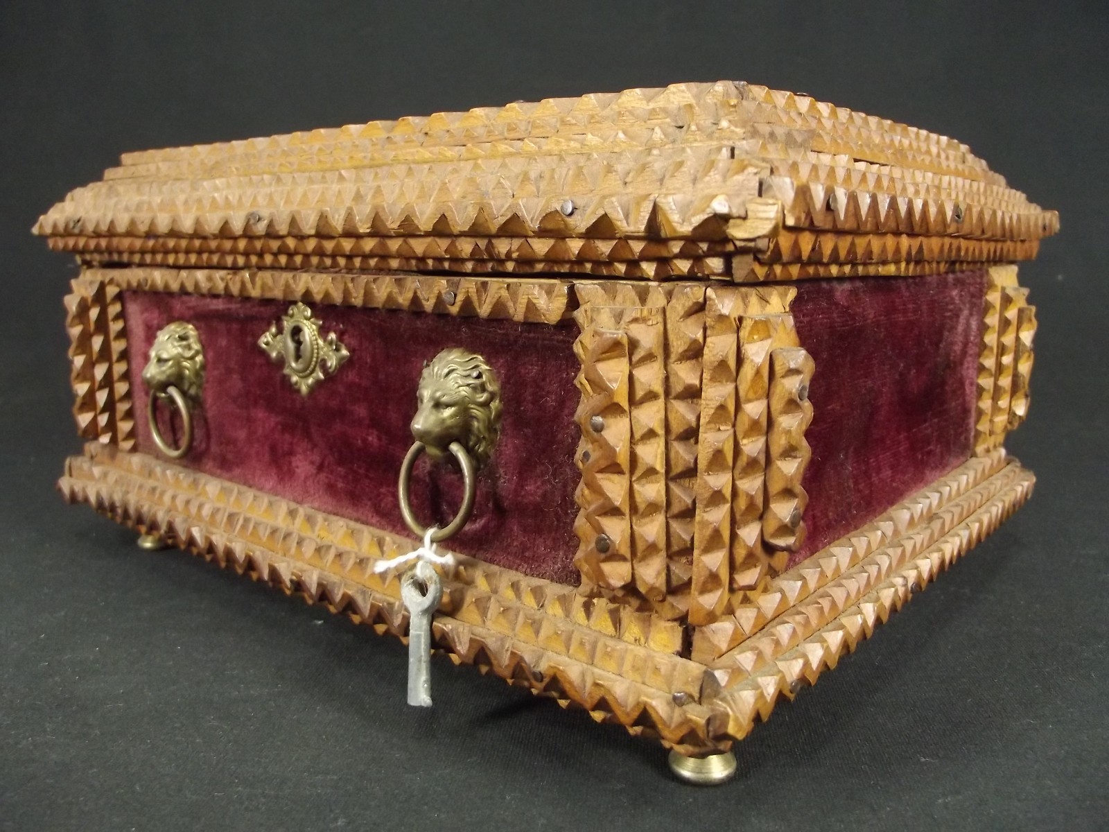 antique TRAMP ART BOX chest 1800's wooden primitive art sewing KEY & LION HEADS