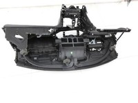 Peugeot 308 II 13-17 Armaturenbrett Panel komplett Peugeot 308 II 13-17 11.05.2015 9677848780 gebraucht Vorschau 6