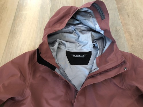 Pre-owned Arc'teryx Andra Inertia 28698 Gtx Coat Jacket Hood Women's Small 21397 $499 In Red