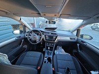 VW Touran II 5T 15-22 Ablagefach Staufach Fach VW Touran II 5T 15-22 11.03.2016 5TA861801 5TA86180182V 82850001... Vorschau 9