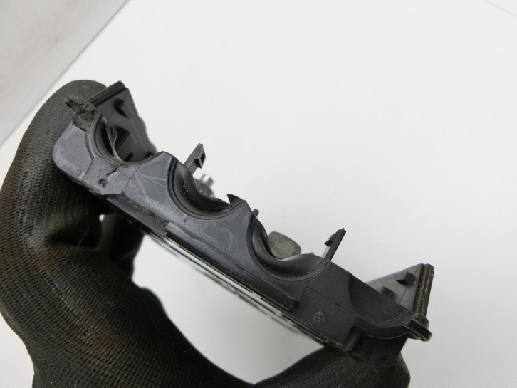 BMW 218i F45 14-18 Relais Batterieklemmpunkt B+ Stromverteiler BMW 218i F45 14-18 17.07.2017 9321051 61149321051... Vorschau 3