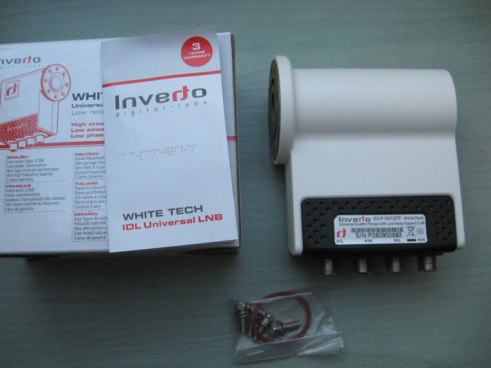 Octo LNB offset 8 izlaza: Hh/Vh/Hl/Vl - d.o.o