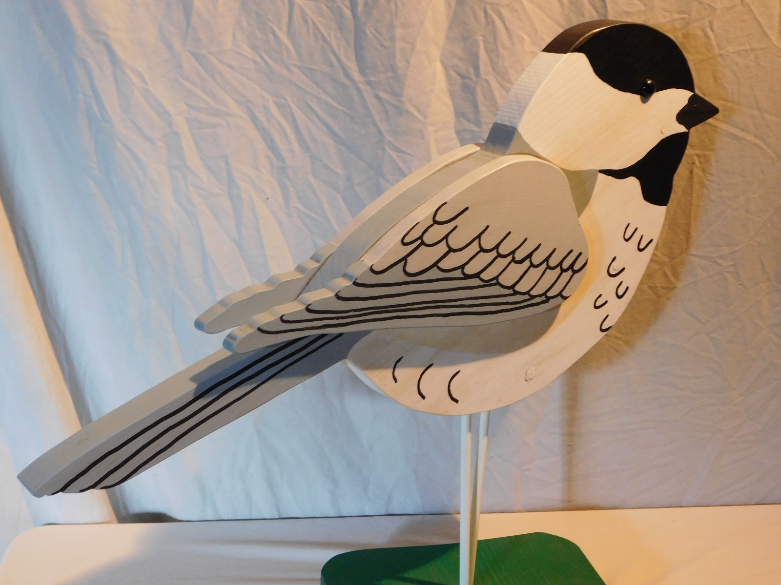 Vintage Wood Garden Gray/White Bird Primitives Painted Yard Lawn Folk Art