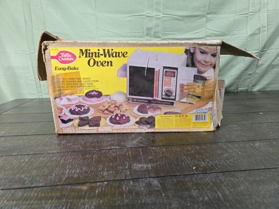 1982 Kenner Easy-Bake Mini-Wave Oven