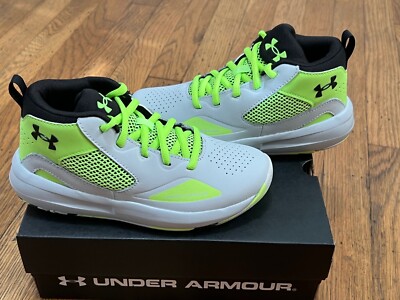 Under Armour UA PS Lockdown 5 Gray / Volt Green 3023534-103 NIB sz 2Y