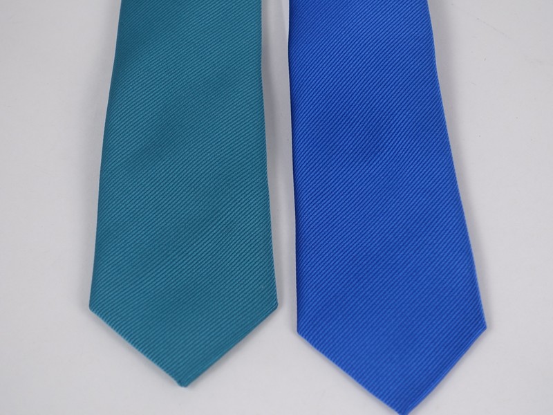 Krawatte La Fabrica Corliseis GrÃ¼N Blau Schmal Seide Herrenkrawatte Herren