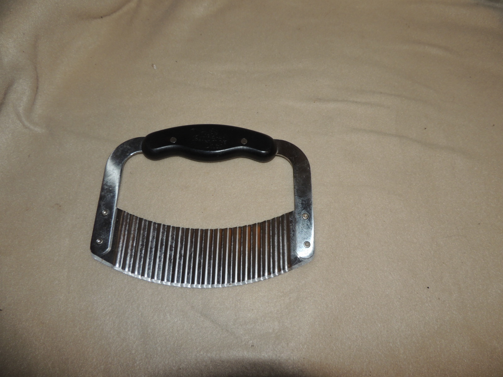 Pampered Chef Crinkle Cut French Fry//VEGGIE  Cutter