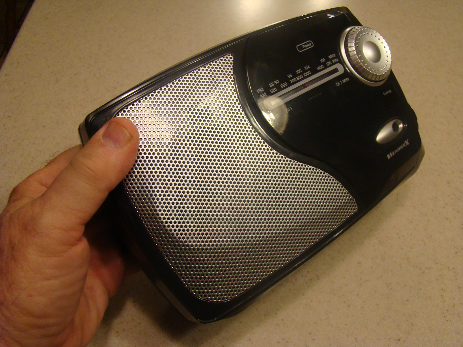 WeatherX Black AM/FM/Weather Band Radio Perfect works nice looks unused