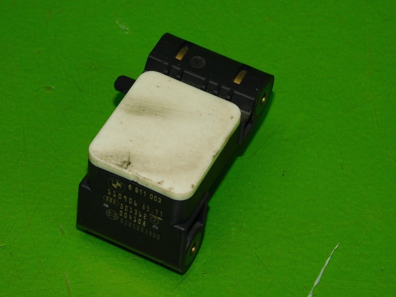 02-06 Mini Cooper S R53 OEM 6911003 crash sensor module left or right ONE