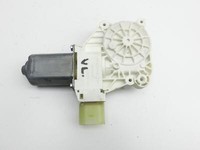 BMW F11 10-13 5er 525D Kombi Fensterhebermotor Links Vorne BMW F11 10-13 5er 525D 25.01.2011 7271563 51337271563... Vorschau 4