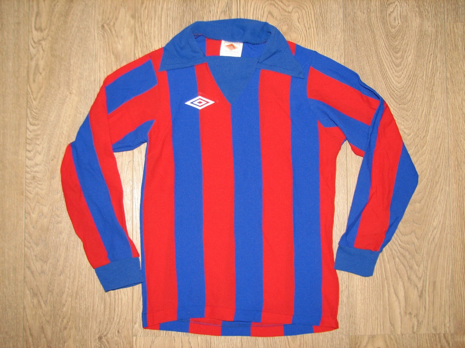 CRYSTAL PALACE STYLE 75-76 HOME SHIRT UMBRO JERSEY SIZE Boys