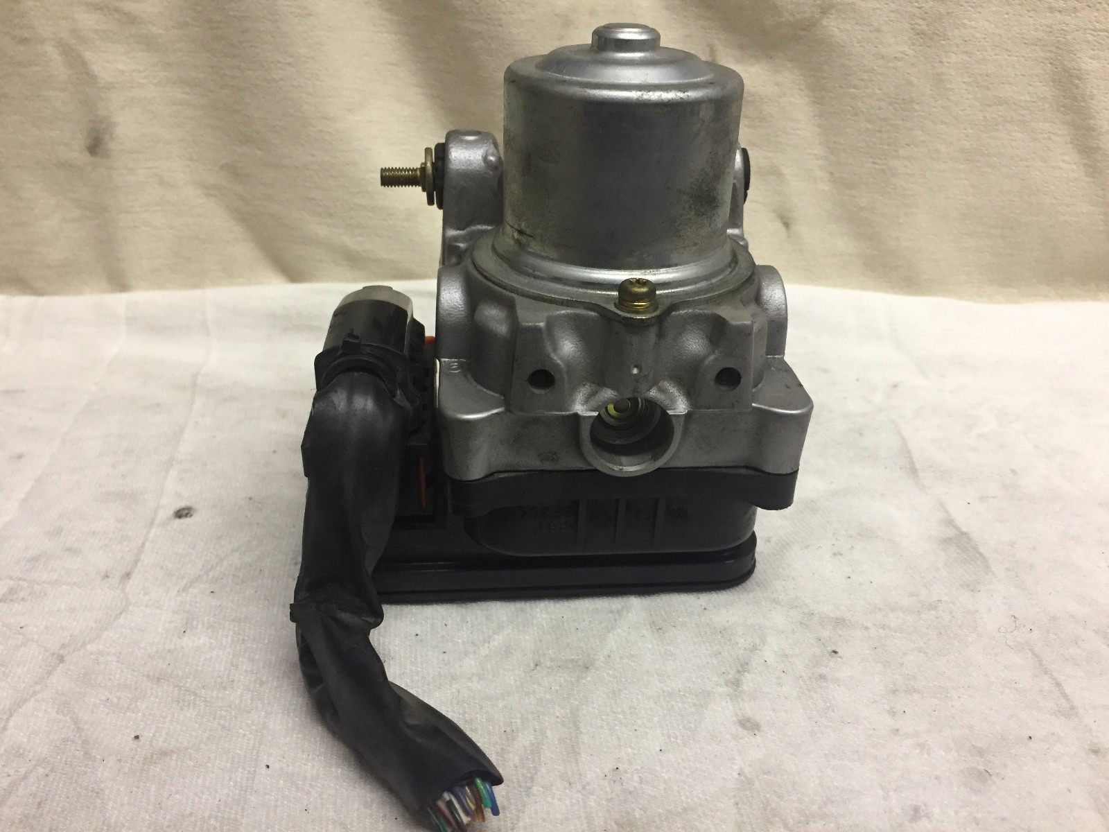 2003 HONDA CIVIC ABS PUMP CONTROL MODULE OEM 3B26-0306