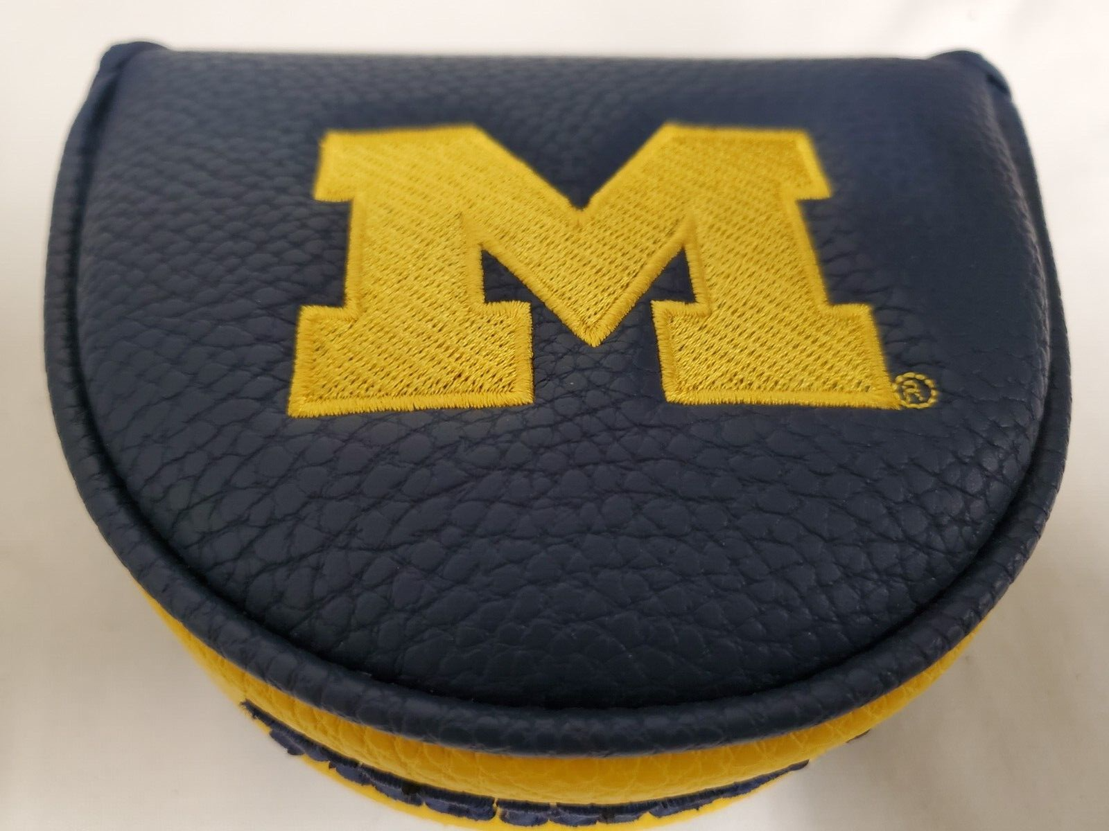 MICHIGAN WOLVERINES Mallet Putter Cover Only Magnetic Closure