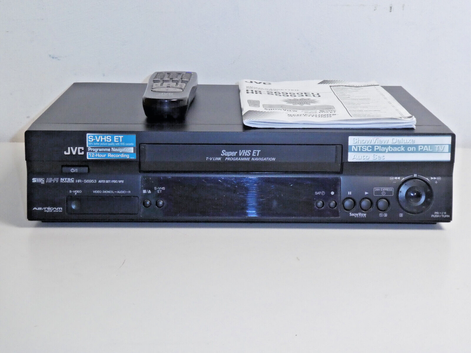 JVC HR-S6953 High-End S-VHS ET VCR incl. FB&BDA, 2 Year