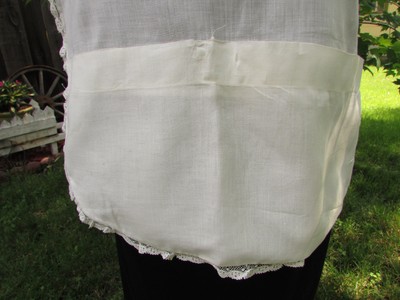 Vintage/ Antique Cream Cotton Half Apron with Large Pocket & Lace Trim