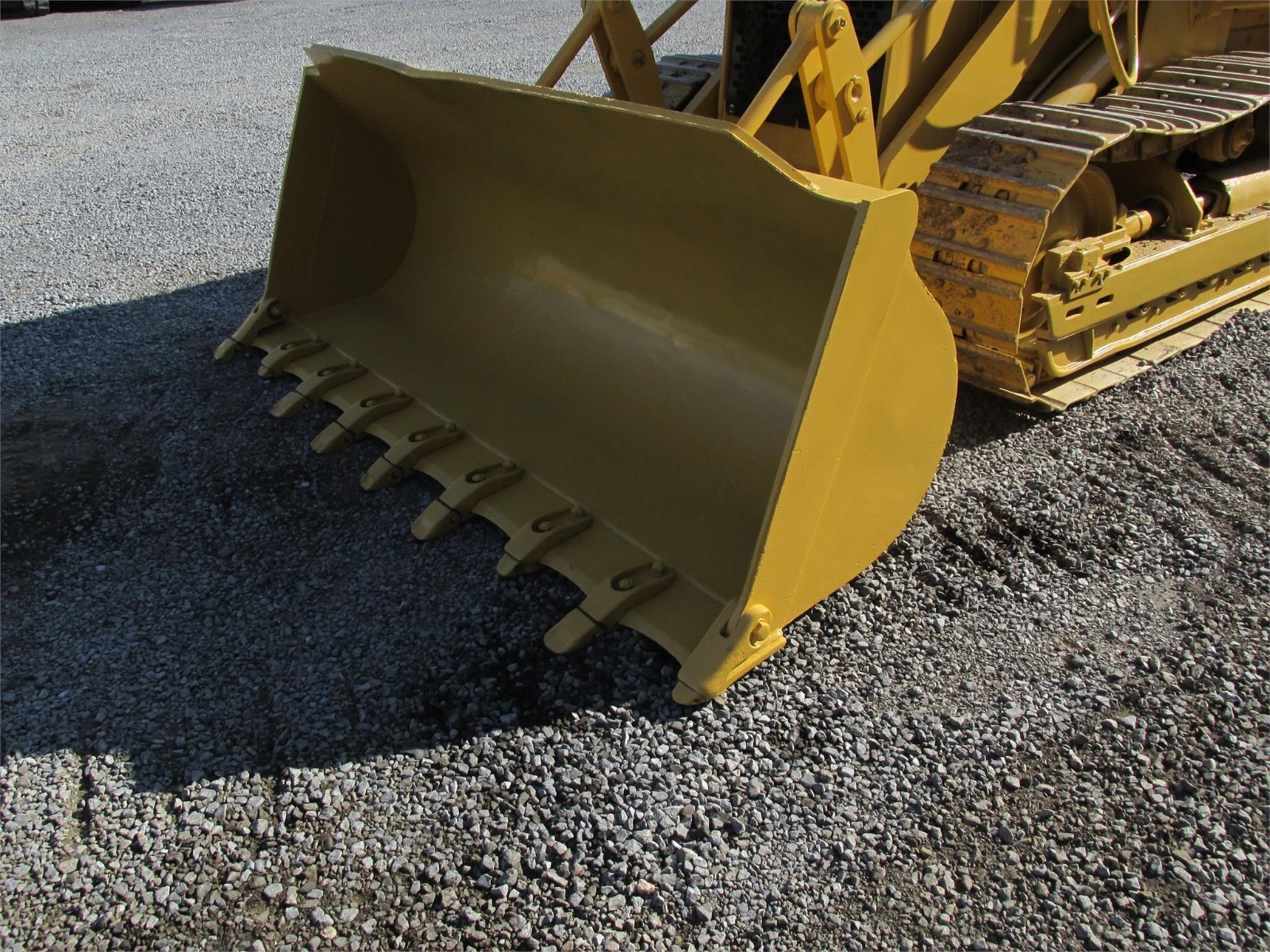 1992 DEERE 555G CRAWLER LOADER DOZER FULL CAB GOOD U/C HARD TO FIND RUNS GOOD