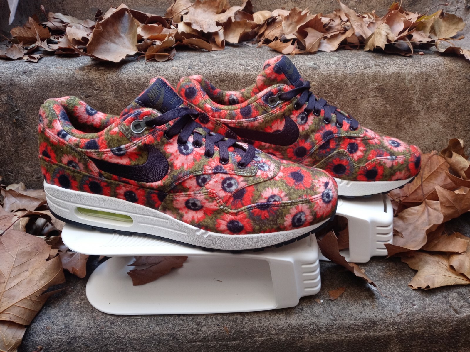 nike air max 1 solar daisy