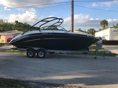 2014 Yamaha 242 Limited S, Ho Twin engines with Trailer