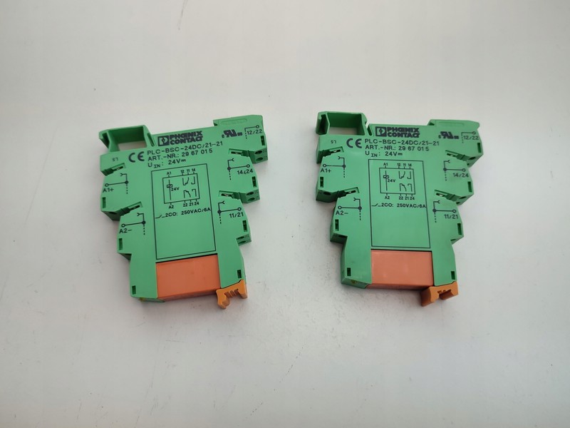 Schrack Relais Rte25024 24v Dc + Sockel / #A O1ta 4190