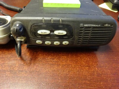 Motorola CDM750 AAM25DKC9AA1AN - CDM 750, Mount, Hand mike, & New Hand mike