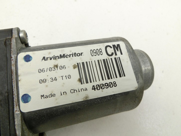 Hyundai Santa Fe II CM 06-12 Fensterhebermotor Rechts Hinten Hyundai Santa Fe II CM 06-12 30.10.2006 400908 gebraucht Vorschau 3
