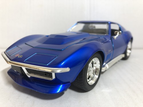 ミニカー 1983 CHEVY CORVETTE STING RAY 1/24 ミニカー 1983 CHEVY CORVETTE STING RAY 1/24 おすすめ人気