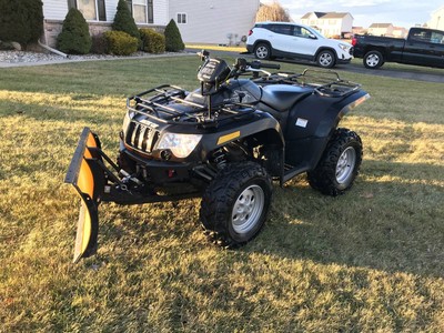 Arctic Cat 650 h1 ATV 4WD Automatic with snowplow and winch