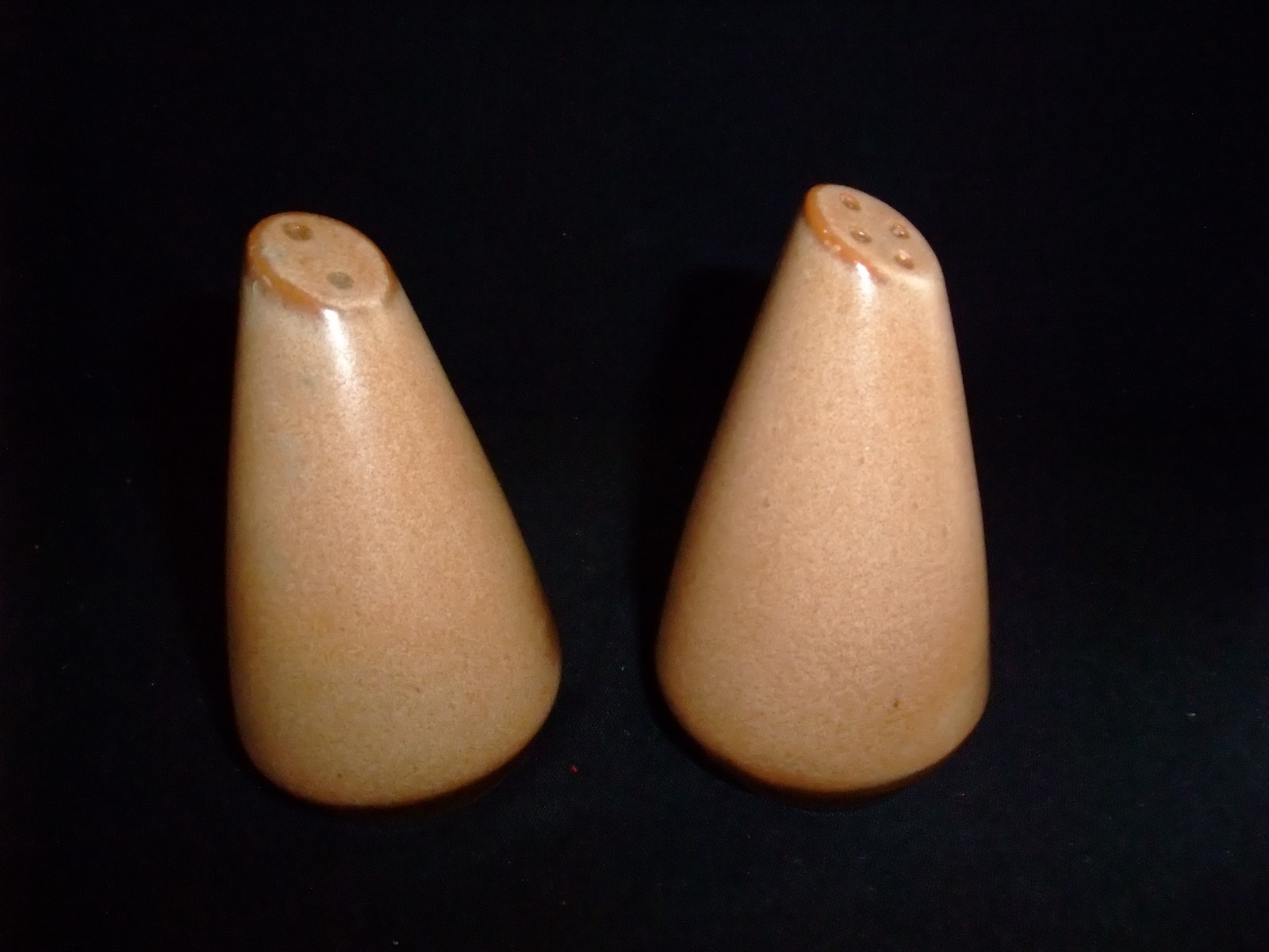 FRANKOMA Plainsman Brown SALT & PEPPER SHAKER SET OF 2- PAIR NO PLUGS- CUTE