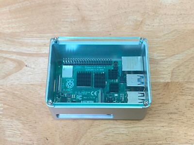Raspberry Pi 4 Model B, 4GB DDR4 RAM + anidees Aluminum Extra High Pi case