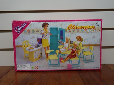 Gloria,Barbie Doll House Furniture/(9816) Classroom