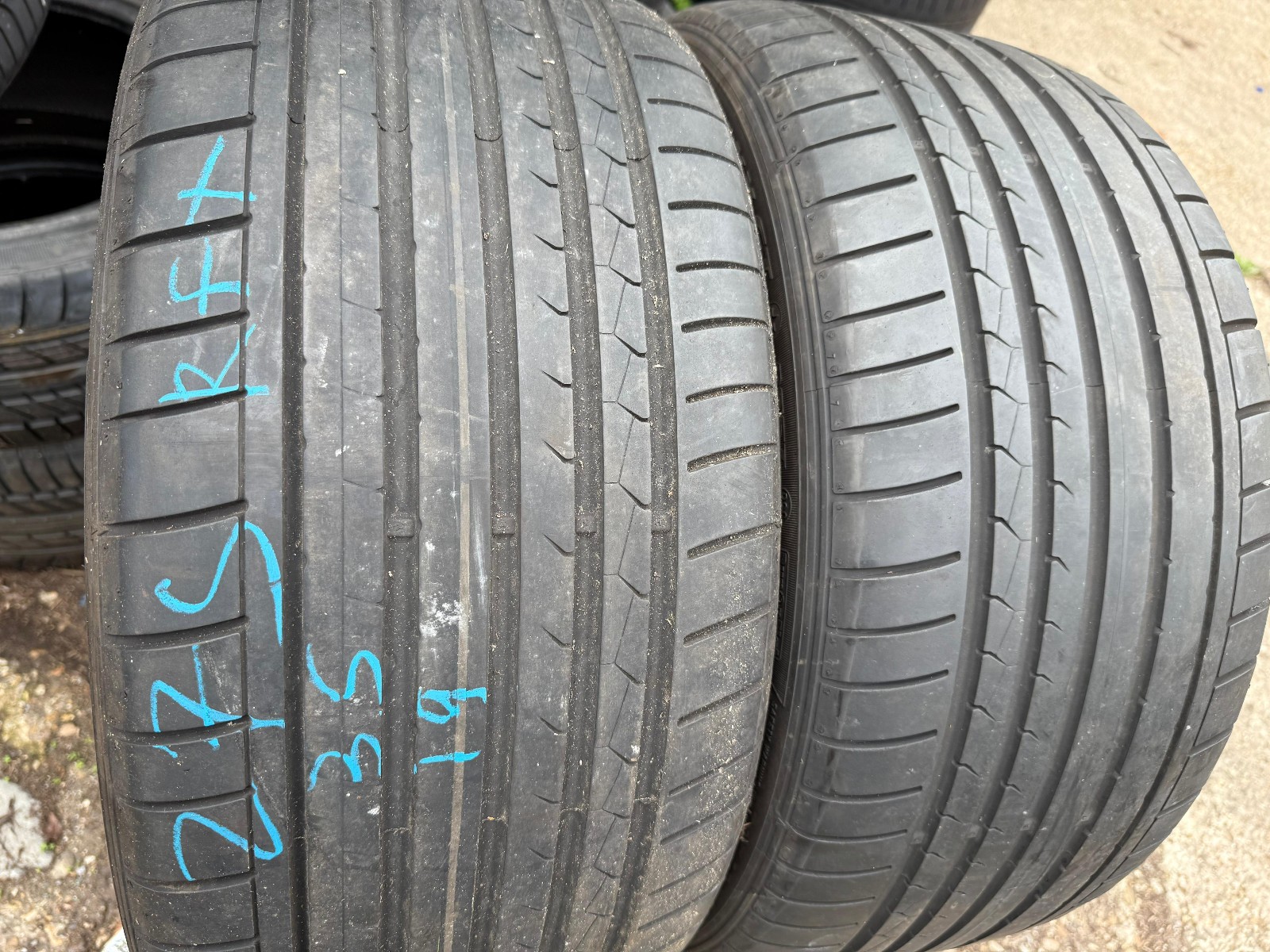 275 35 19 Dunlop RunFlat, 108Y, x2 A Pair 5.3mm (F1_tyres) FOD L3747
